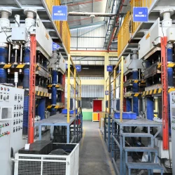 molding press